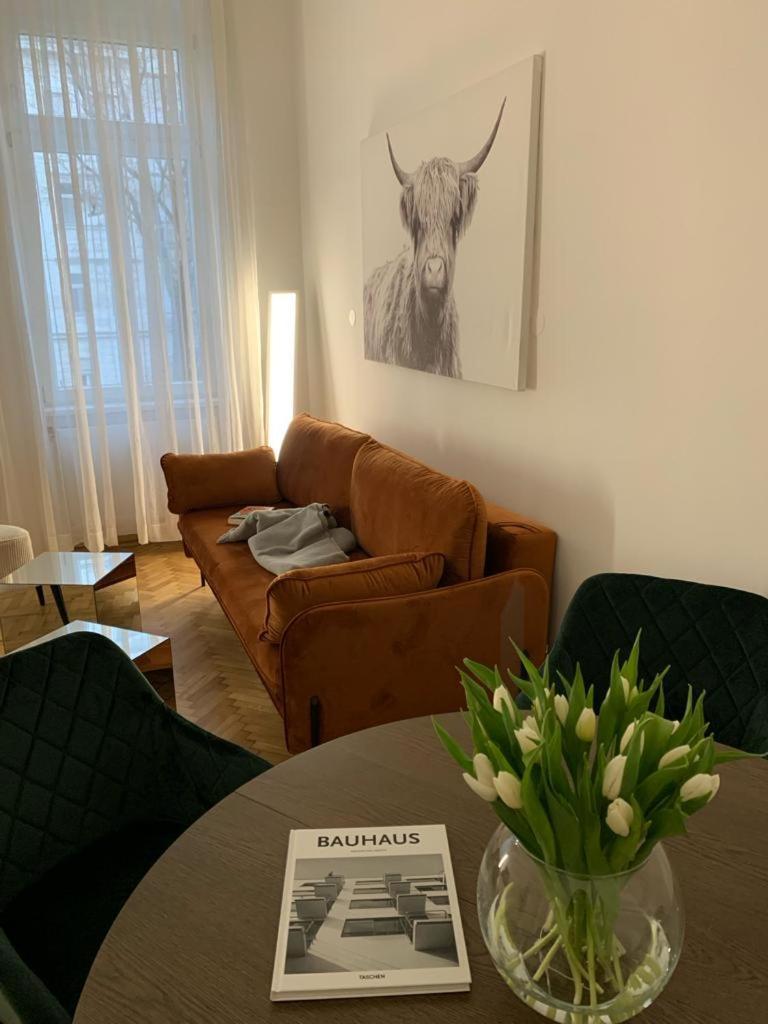 Apartment Mit Gefuehl Und Stil Wien